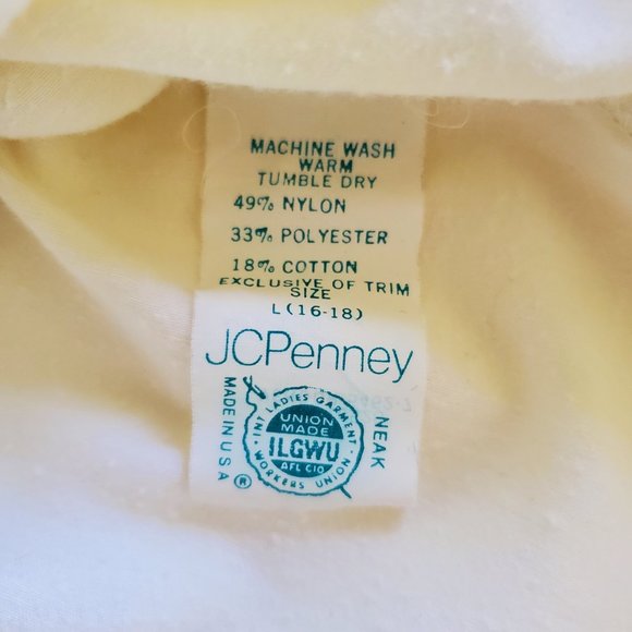 Vintage JC Penney Maxi Nightgown Women's L Pale Yellow Embroider Union Label - Picture 4 of 10